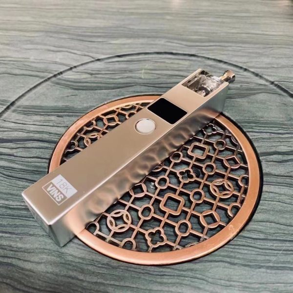 223cf7677bc8b573cc2063afe423c8b9e7a5da2 VINS 24K 小金條 / 18K 小銀磚 / 30W / 鋅合金材質 / 0.8-1.0歐姆 /非 COSMO PLUS VOOPOO RPM SMOK VAPTIO